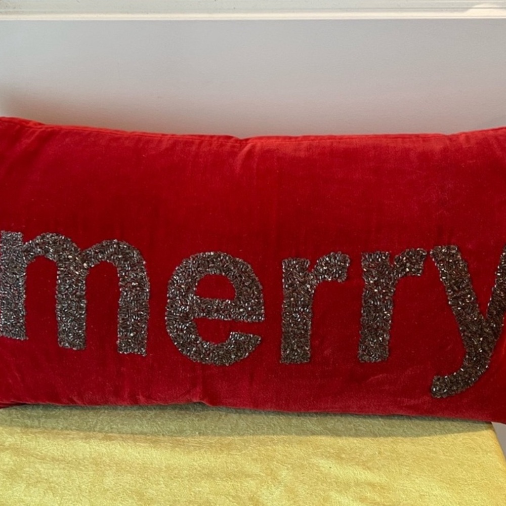 CHRISTMAS  Red 'Merry' Holiday LARGE Pillow; SEQUIN BEADS!!PLUS Holiday FREEBIES